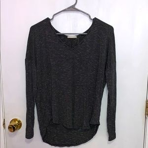 Franchesca’s long sleeve v-neck
